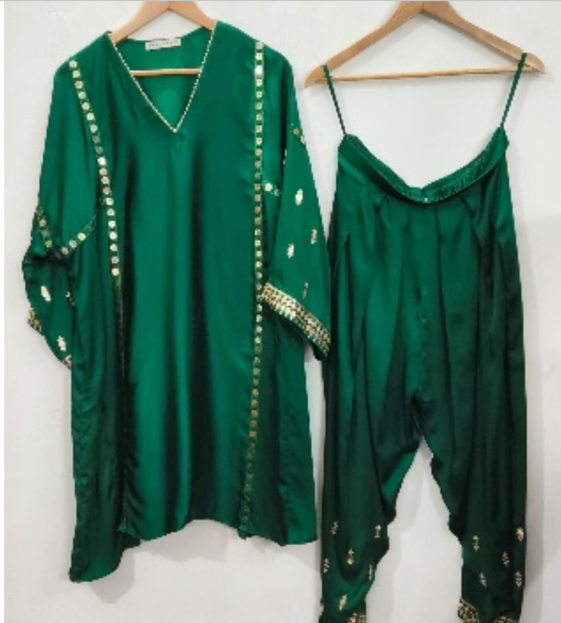 PHFP26-24 GREEN CHOGA (V) + SALWAR-Size L