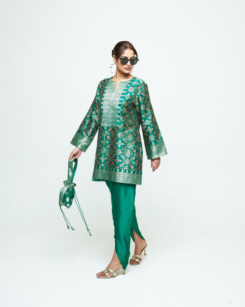 Meena-Brocade Short Kurta With Dhoti-Green silk and modal satin kurta/kurta set by SOBARIKO in green for women in Singapore