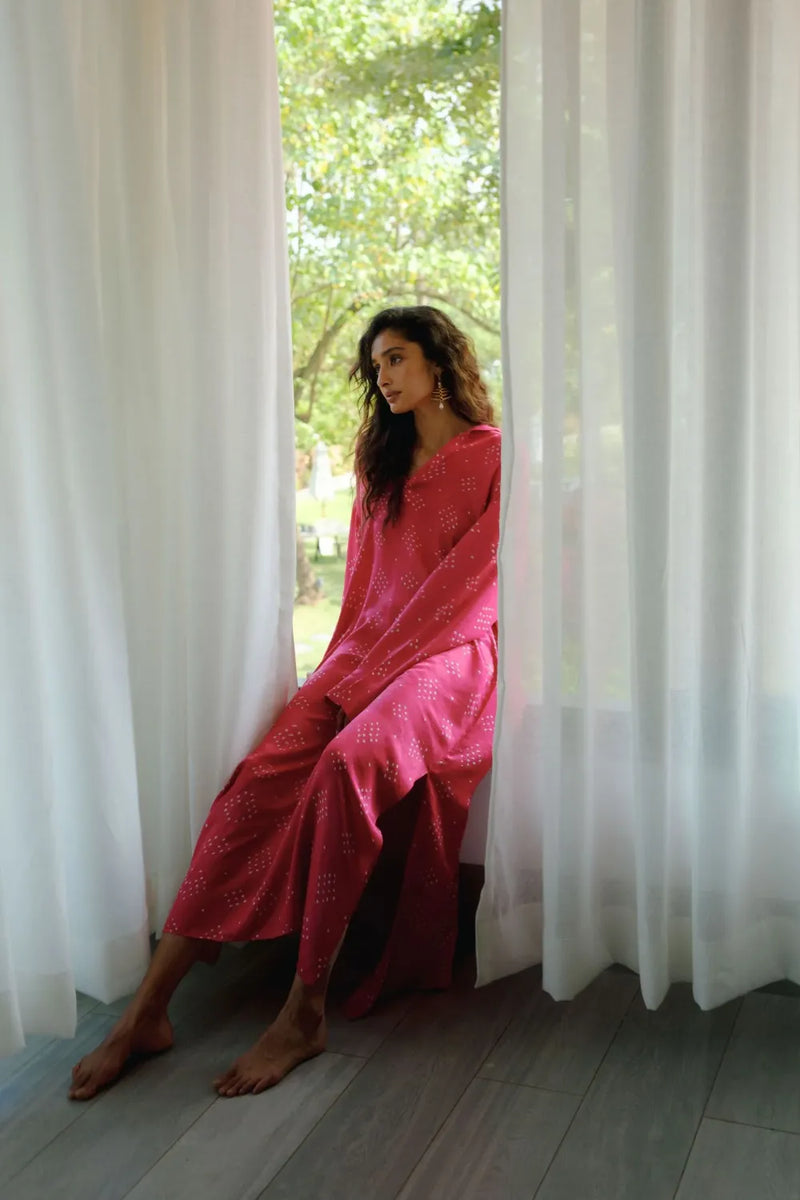 Suma Silk Bandhani Kaftan silk Buy Suma Silk Bandhani Kaftan from C&W | Tunics And Kaftan for Women by Ituvana in pink color for women in Singapore