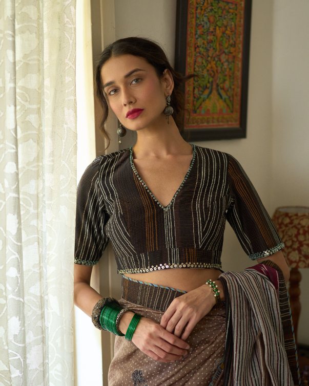 Naina Blouse chanderi blouse by SWATTI KAPOOR in black for women in Singapore