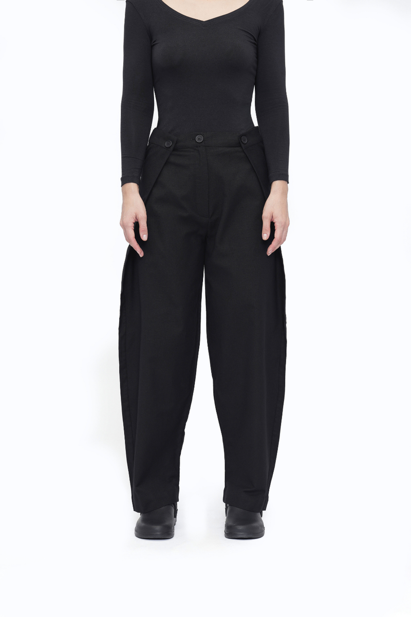 Trinle Pant cotton by Turn Black in black color for women in Singapore