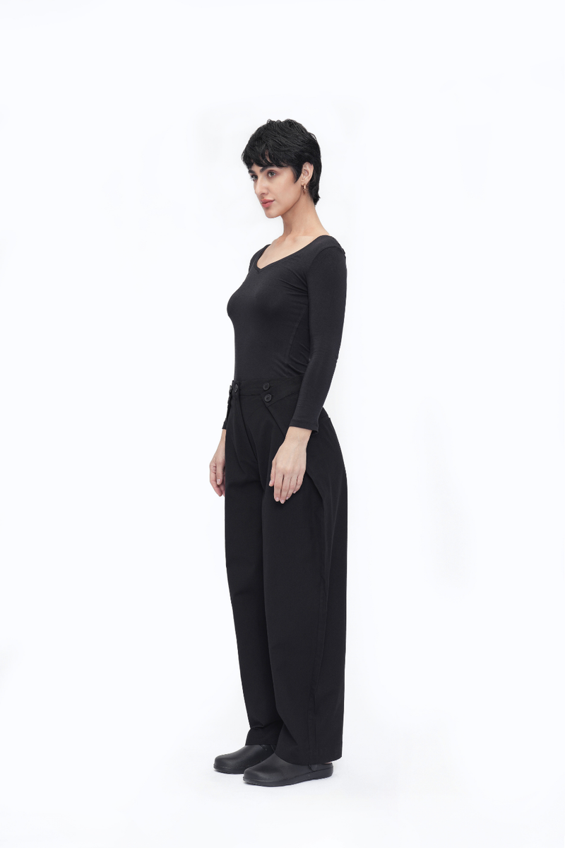 Trinle Pant cotton by Turn Black in black color for women in Singapore