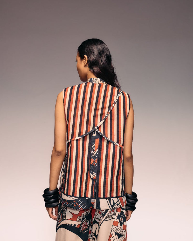 Rust Print Reversible Sleeveless Kimono cotton Buy Rust Print Reversible Sleeveless Kimono from C&W | Jackets And Overlays for Women by Kritika Murarka in rust color for women in Singapore