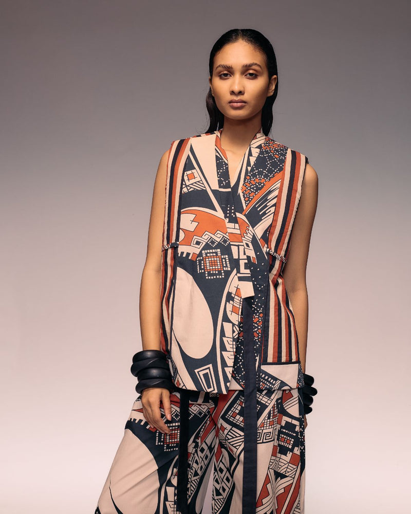 Rust Print Reversible Sleeveless Kimono cotton Buy Rust Print Reversible Sleeveless Kimono from C&W | Jackets And Overlays for Women by Kritika Murarka in rust color for women in Singapore
