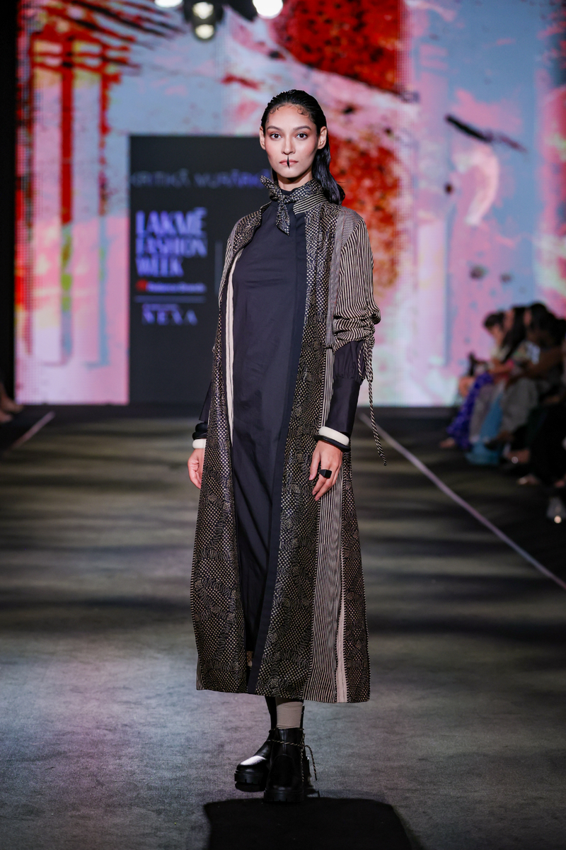 Black Cotton Midi Dress cotton Buy Black Cotton Midi Dress from C&W | Dresses for Women by Kritika Murarka in black color for women in Singapore