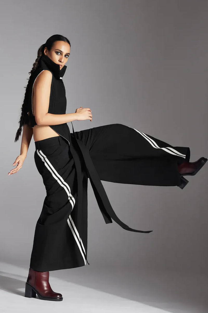 Arvo Trousers-Black poplin by Chola in black color for women in Singapore