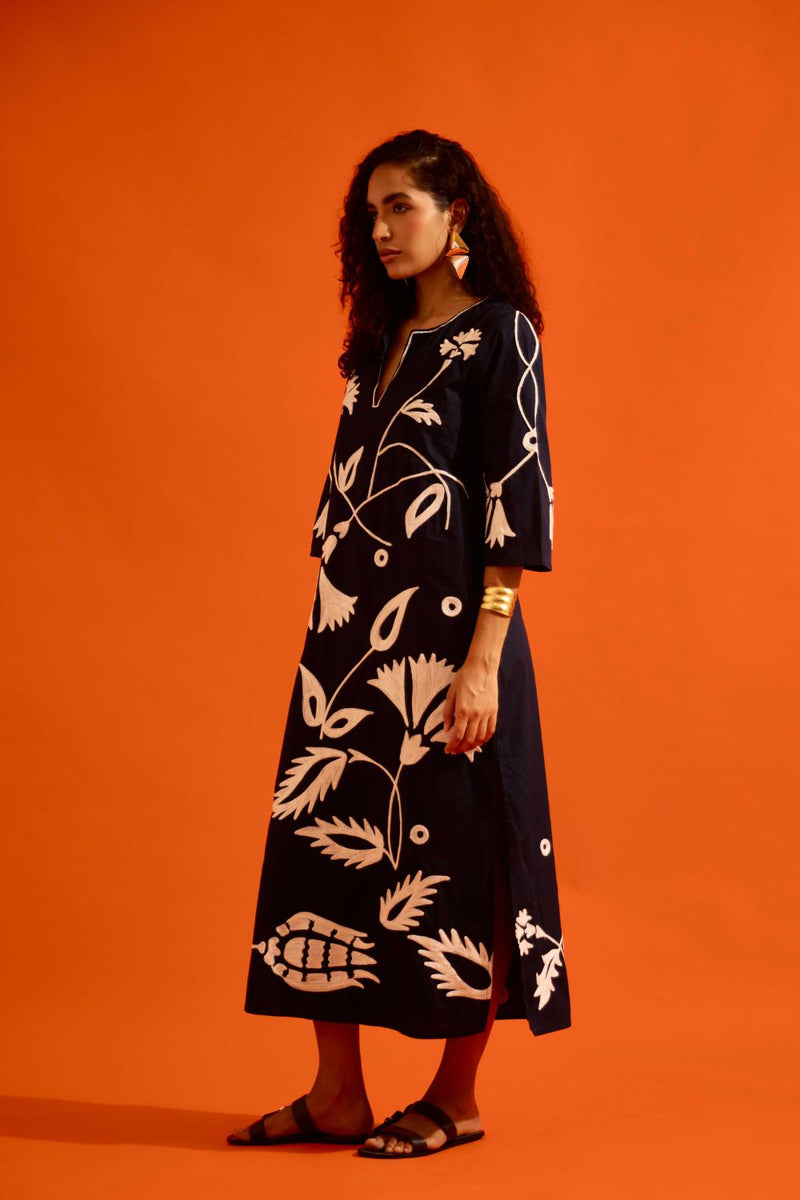 Black Cotton Maxi Dress With Ivory Botanical Thread Embroidery poplin Buy Black Cotton Maxi Dress With Ivory Botanical Thread Embroidery from C&W | Dresses for Women by Indian Summer Story in black color for women in Singapore