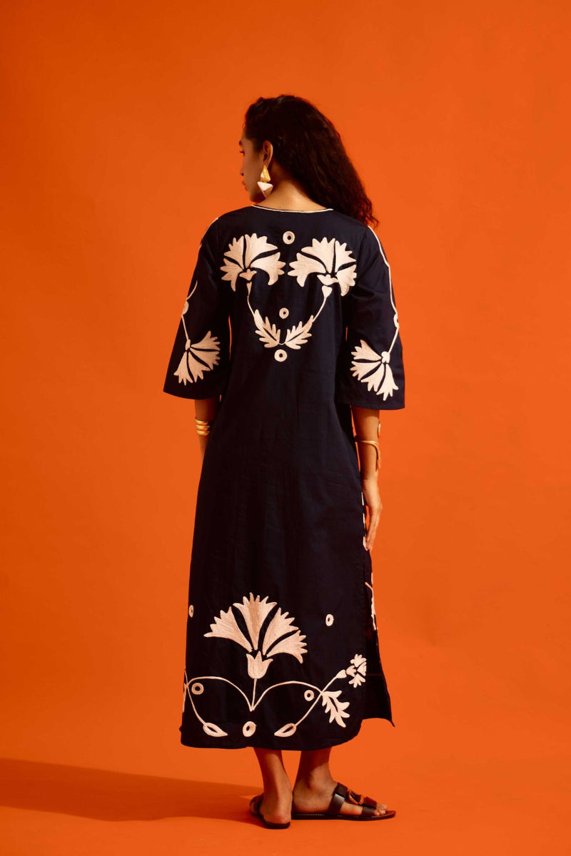 Black Cotton Maxi Dress With Ivory Botanical Thread Embroidery poplin Buy Black Cotton Maxi Dress With Ivory Botanical Thread Embroidery from C&W | Dresses for Women by Indian Summer Story in black color for women in Singapore
