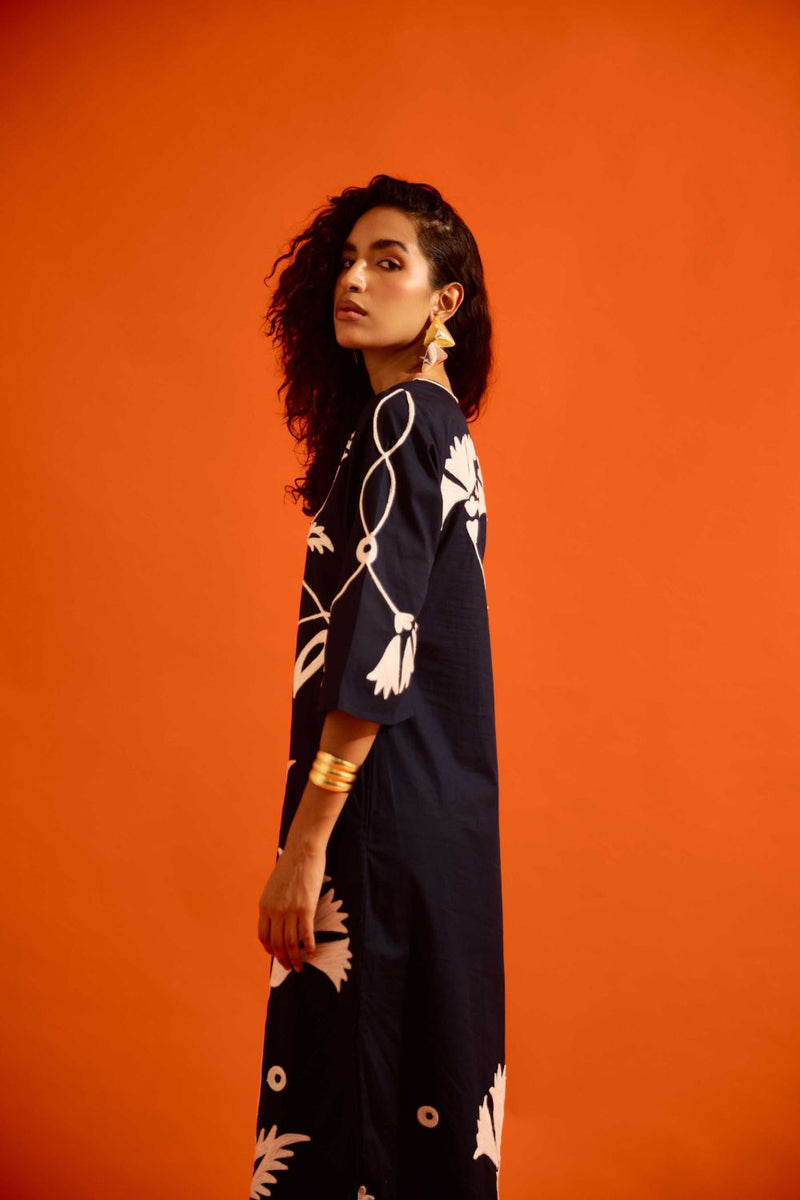 Black Cotton Maxi Dress With Ivory Botanical Thread Embroidery poplin Buy Black Cotton Maxi Dress With Ivory Botanical Thread Embroidery from C&W | Dresses for Women by Indian Summer Story in black color for women in Singapore