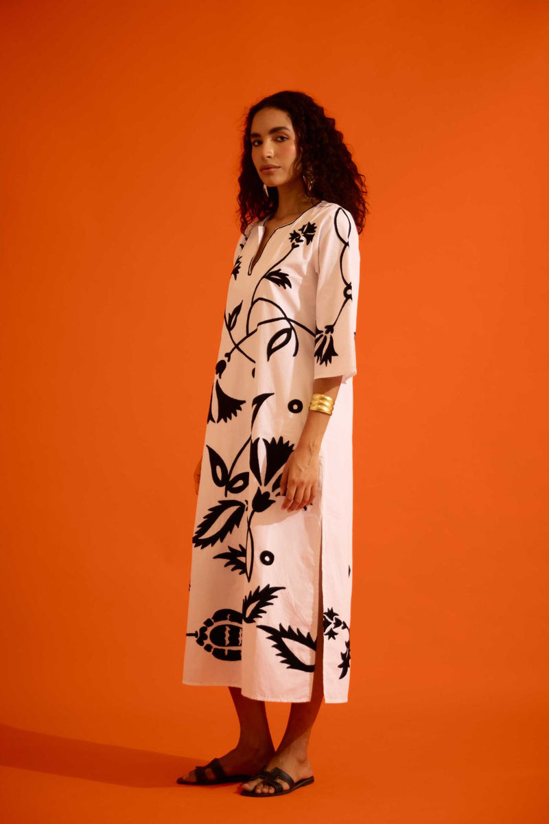 Ivory Cotton Maxi Dress With Black Botanical Thread Embroidery poplin Buy Ivory Cotton Maxi Dress With Black Botanical Thread Embroidery from C&W | Dresses for Women by Indian Summer Story in ivory color for women in Singapore
