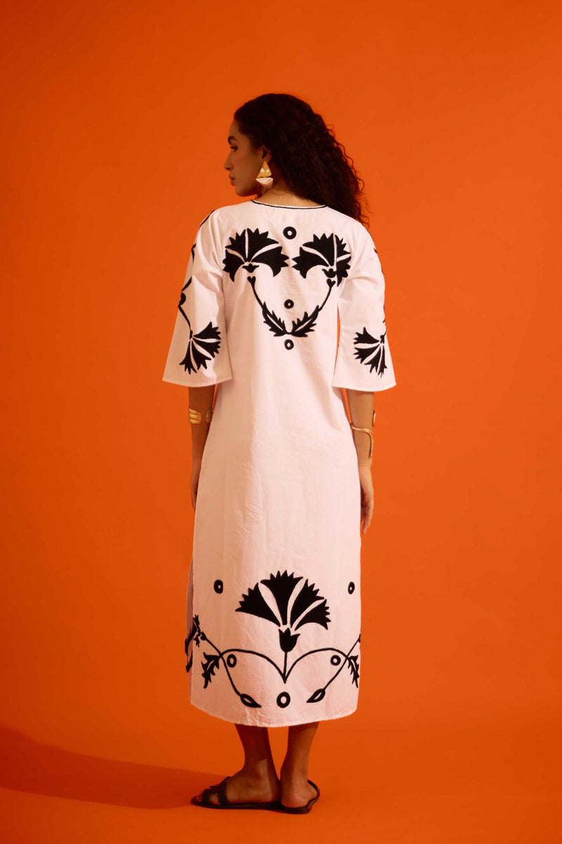 Ivory Cotton Maxi Dress With Black Botanical Thread Embroidery poplin Buy Ivory Cotton Maxi Dress With Black Botanical Thread Embroidery from C&W | Dresses for Women by Indian Summer Story in ivory color for women in Singapore
