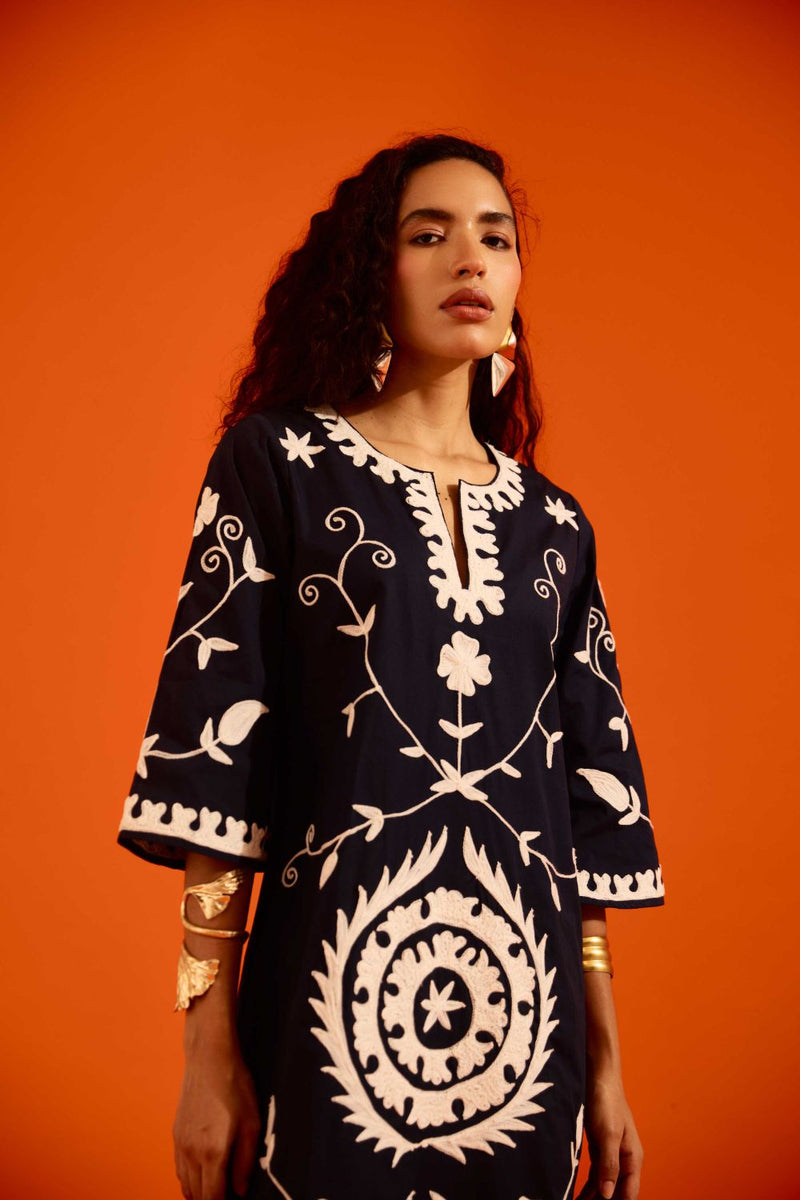 Midnight Cotton Maxi Dress With Ivory Wave Thread Embroidery poplin Buy Midnight Cotton Maxi Dress With Ivory Wave Thread Embroidery from C&W | Dresses for Women by Indian Summer Story in blue color for women in Singapore