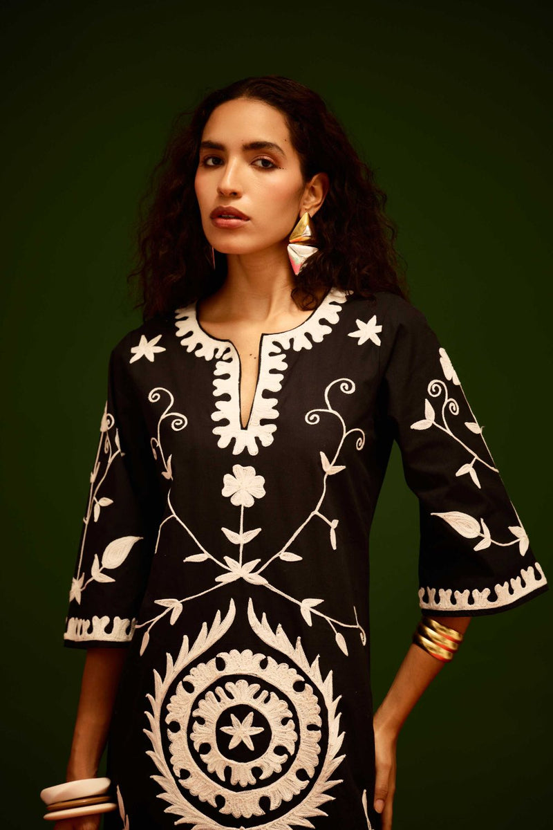 Black Cotton Maxi Dress With Ivory Wave Thread Embroidery poplin Buy Black Cotton Maxi Dress With Ivory Wave Thread Embroidery from C&W | Dresses for Women by Indian Summer Story in black color for women in Singapore