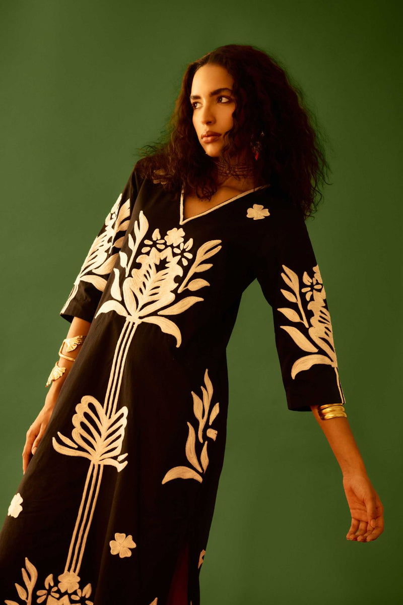 Black Cotton Maxi Dress With Ivory Tulip Thread Embroidery poplin Buy Black Cotton Maxi Dress With Ivory Tulip Thread Embroidery from C&W | Dresses for Women by Indian Summer Story in black color for women in Singapore