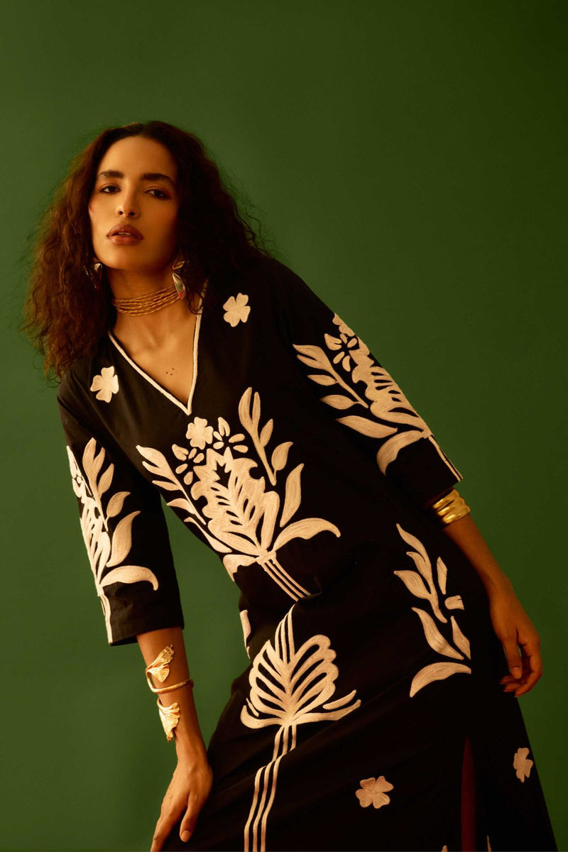 Black Cotton Maxi Dress With Ivory Tulip Thread Embroidery poplin Buy Black Cotton Maxi Dress With Ivory Tulip Thread Embroidery from C&W | Dresses for Women by Indian Summer Story in black color for women in Singapore
