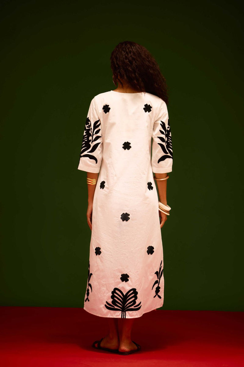 Ivory Cotton Maxi Dress With Black Tulip Thread Embroidery poplin Buy Ivory Cotton Maxi Dress With Black Tulip Thread Embroidery from C&W | Dresses for Women by Indian Summer Story in ivory color for women in Singapore