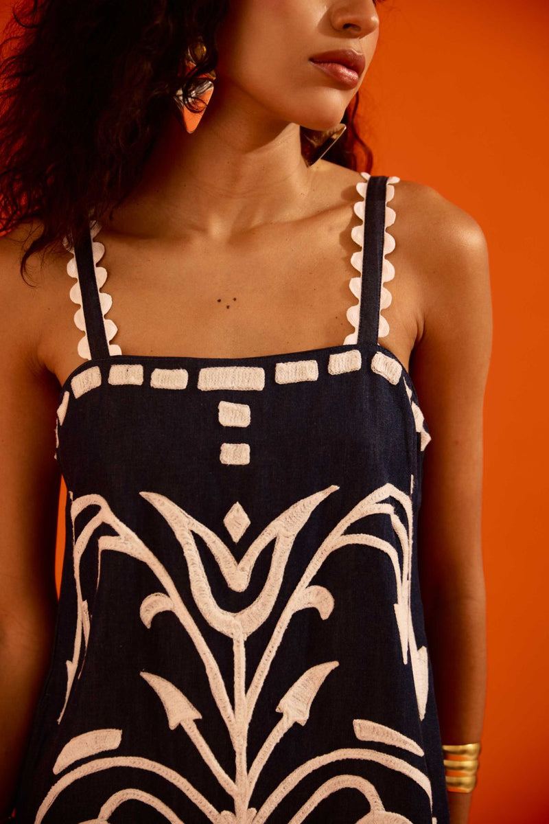 Midnight Blue Strappy Denim Shift Dress With Ivory Garden Thread Embroidery Buy Midnight Blue Strappy Denim Shift Dress With Ivory Garden Thread Embroidery from C&W | Dresses for Women by Indian Summer Story in blue color for women in Singapore