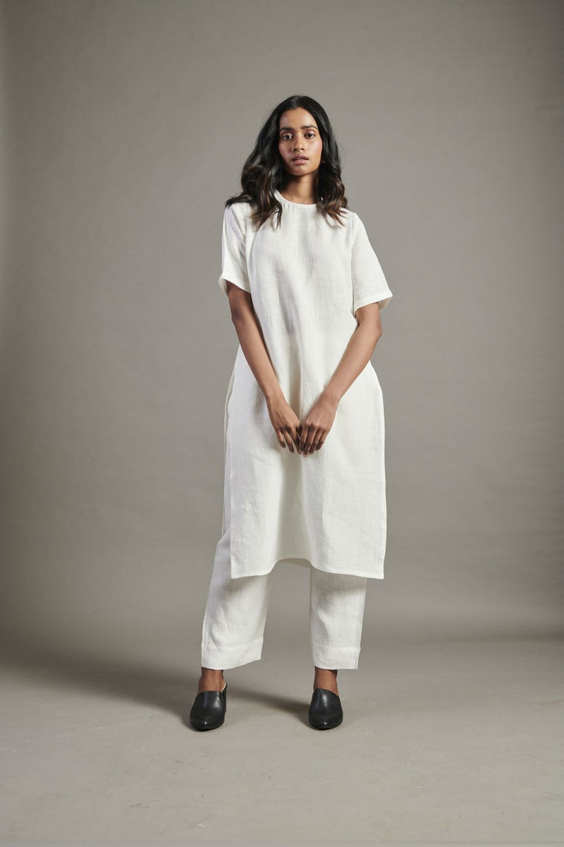 Taj Linen Half Sleeves Kurta Set