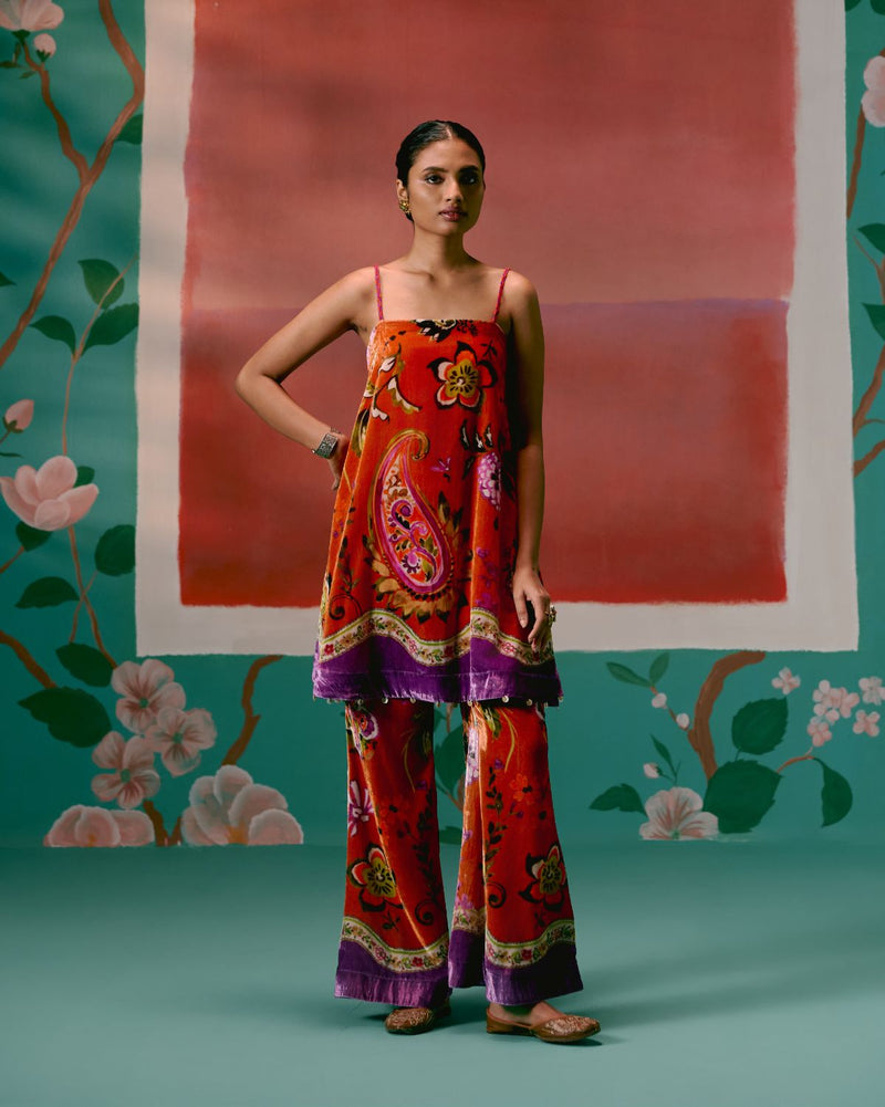Tangerine & Purple Floral Kurta Set Buy Tangerine & Purple Floral Kurta Set from C&W | Kurta/Kurta Sets for Women by Label Mogra in purple color for women in Singapore