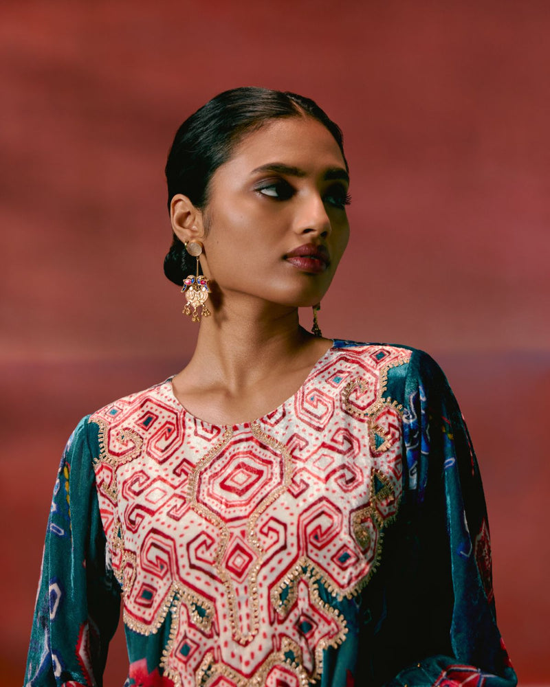 Teal Aztec Velvet Kurta Set Buy Teal Aztec Velvet Kurta Set from C&W | Kurta/Kurta Sets for Women by Label Mogra in teal color for women in Singapore