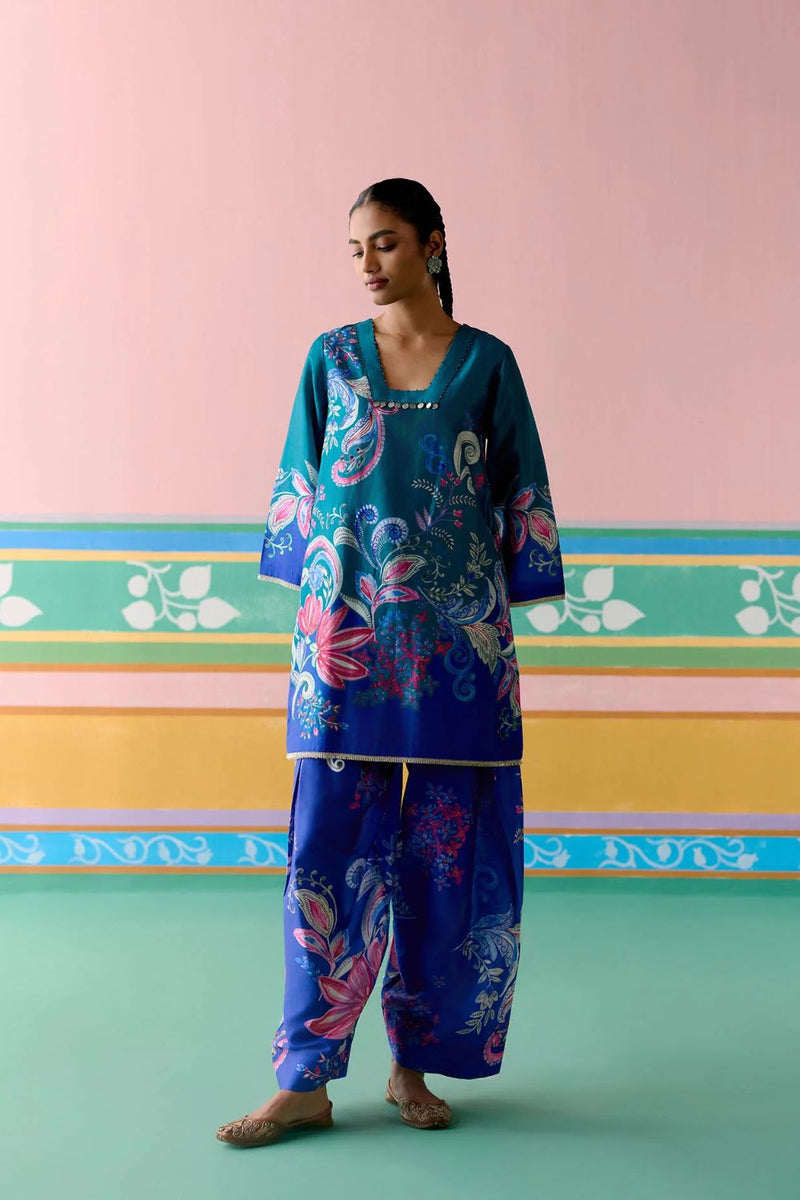 Teal Paisley Square Neck Kurta Set chanderi Buy Teal Paisley Square Neck Kurta Set from C&W | Light Kurta Sets for Women by Label Mogra in teal color for women in Singapore