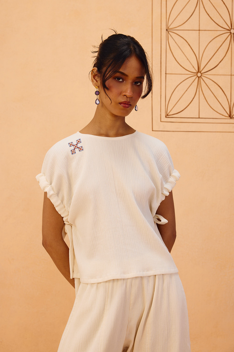 The Frame Organic Cotton Top double gauze top/shirt by SUI in off-white for women in Singapore