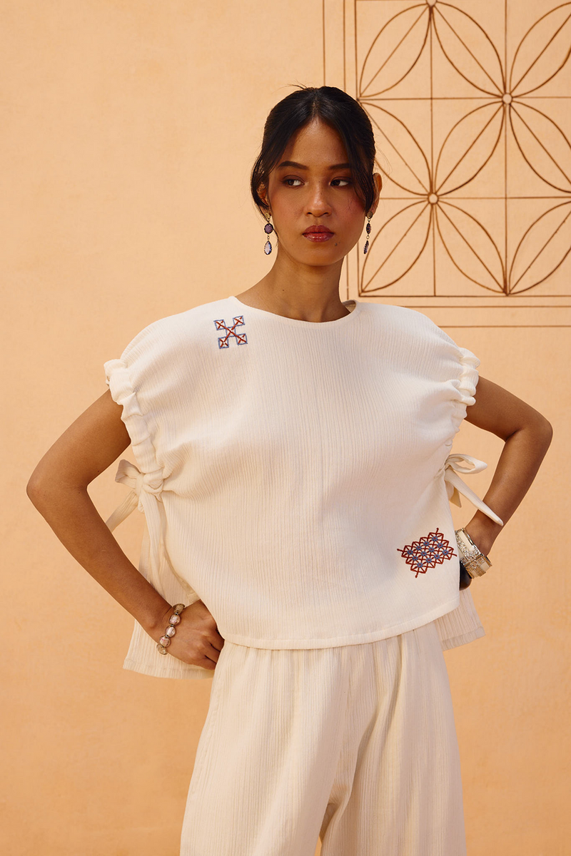 The Frame Organic Cotton Top double gauze top/shirt by SUI in off-white for women in Singapore