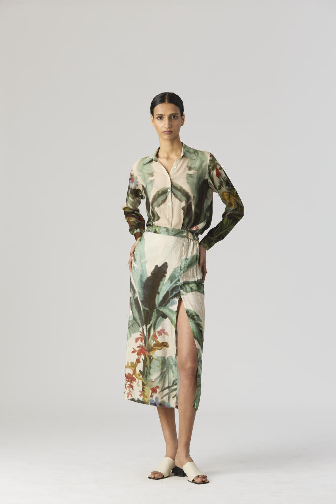 THE HUNT BLAZER & SKIRT SET silk by Yam in green color for women in Singapore