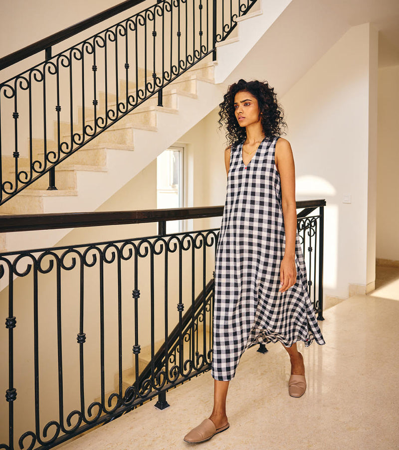 The Checkered Soul Dress cotton by Khara Kapas in black for women in Singapore