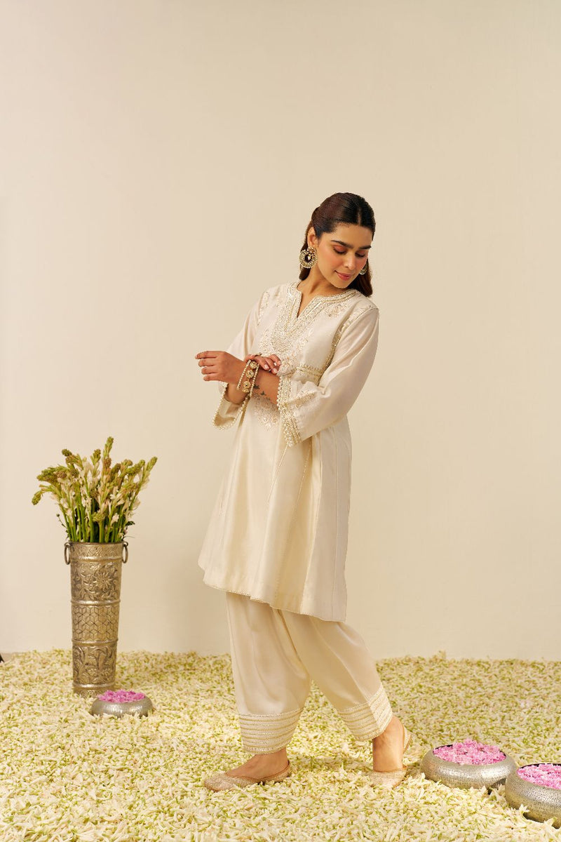 Aiza - Short Chauga With Salwar-Daisy Ivory silk by SHEETAL BATRA in ivory color for women in Singapore