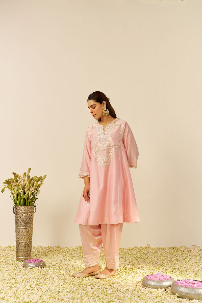 Aiza - Short Chauga With Salwar-Blush Pink silk by SHEETAL BATRA in blush color for women in Singapore