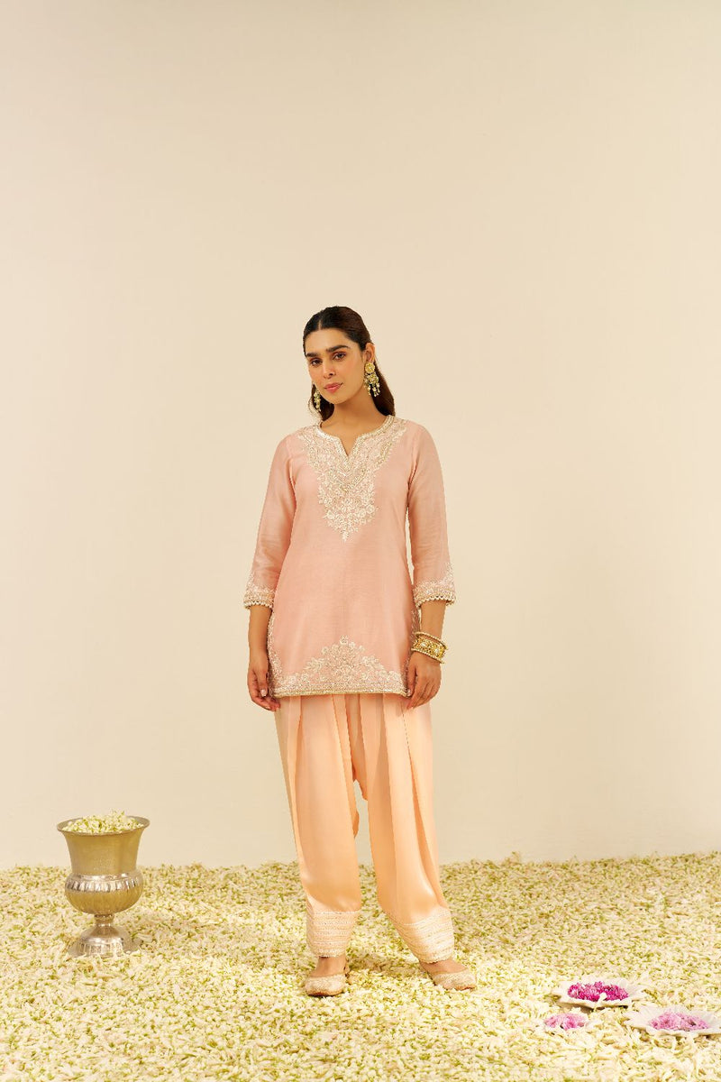 Haniya - Short Kurta With Salwar And Dupatta-Off Rose silk by SHEETAL BATRA in pink color for women in Singapore