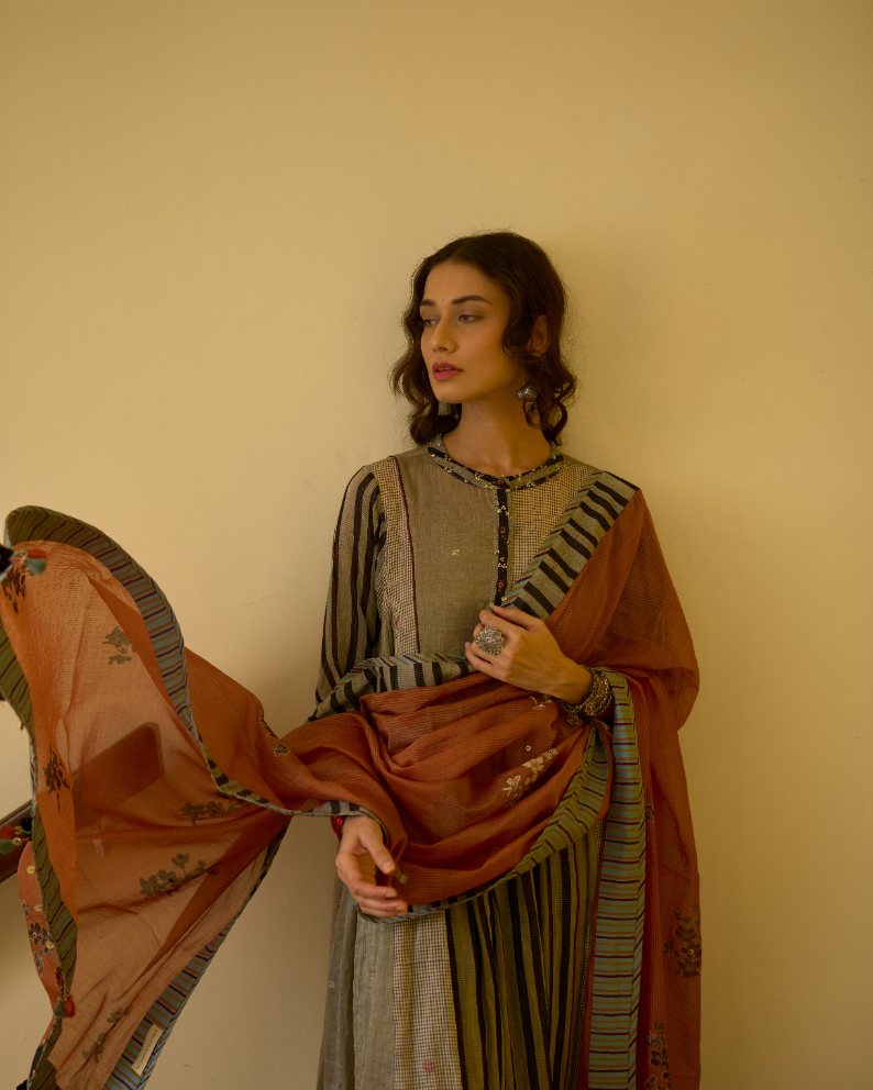 Asha Kurta silk cotton jamdani kurta/kurta set by SWATTI KAPOOR in white for women in Singapore