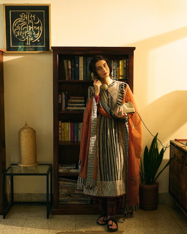 Kora Dupatta chanderi dupatta by SWATTI KAPOOR in rust orange for women in Singapore