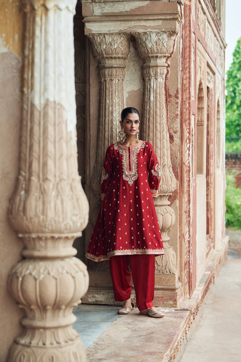INAAYAT - DEEP RED CHAUGA WITH SALWAR chanderi silk kurta/kurta set by SHEETAL BATRA in red for women in Singapore
