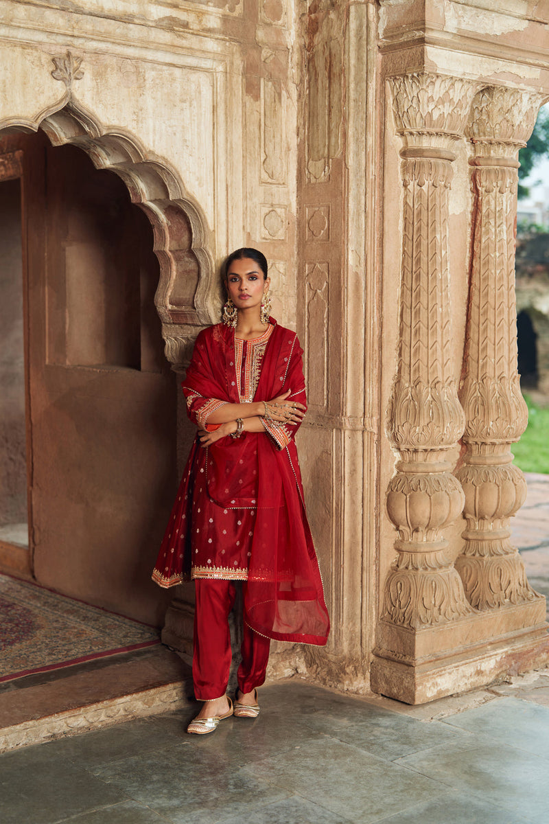 INAAYAT - DEEP RED CHAUGA WITH SALWAR chanderi silk kurta/kurta set by SHEETAL BATRA in red for women in Singapore
