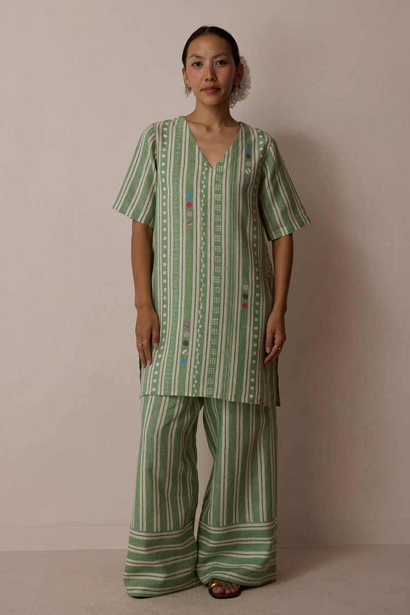 Selle Linen Applique Kurta Set-Fern linen co-ord set by Manan in green for women in Singapore