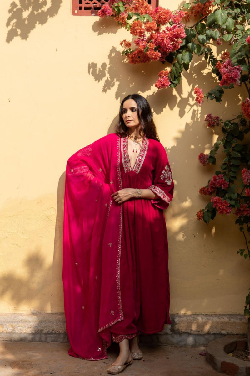 Khizaan Gulabi - Velvet Embroidered Suit Set Buy Khizaan Gulabi - Velvet Embroidered Suit Set from C&W | Kurta/Kurta Sets for Women by Maison Shefali in red color for women in Singapore