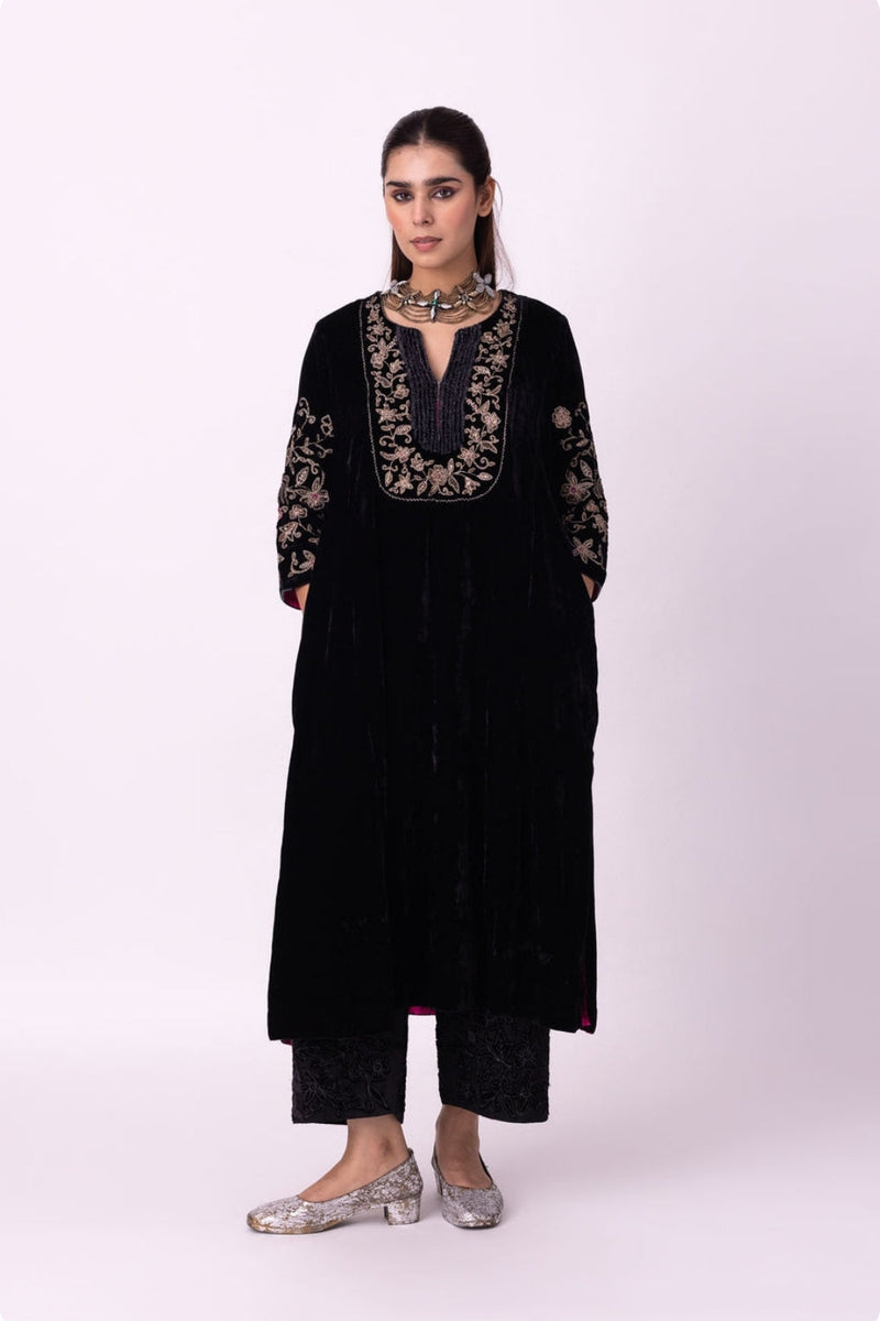 Vireh Kurta silk velvet kurta/kurta set by Shades of India in black for women in Singapore