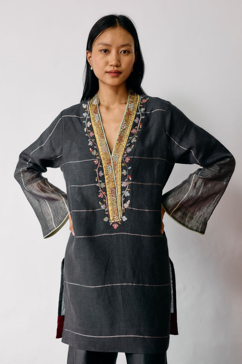 Naar Hand-Embroidered Metallic Kurta-Charcoal linen kurta/kurta set by Manan in black for women in Singapore