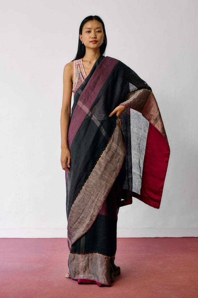 Afra Metallic Handloom Linen Saree-Metallic Charcoal linen saree by Manan in black for women in Singapore