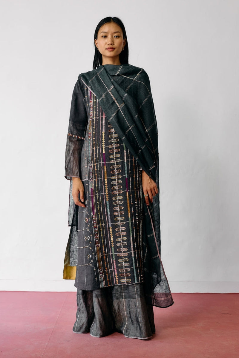 Aicha Hand-Embroidered Panelled Kurta Set-Charcoal linen kurta/kurta set by Manan in black for women in Singapore