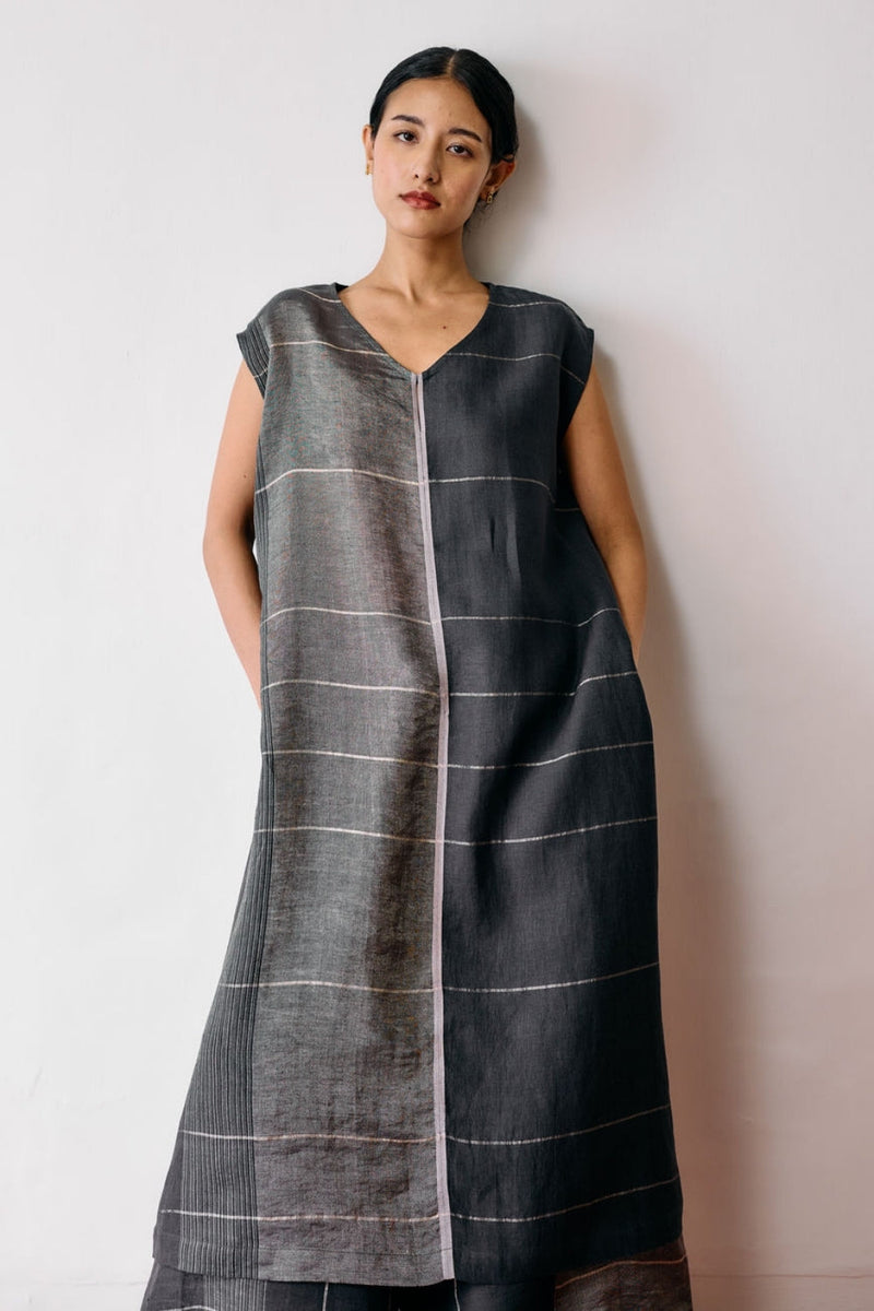 Rira Metallic Linen Long Tunic-Charcoal linen kurta/kurta set by Manan in black for women in Singapore