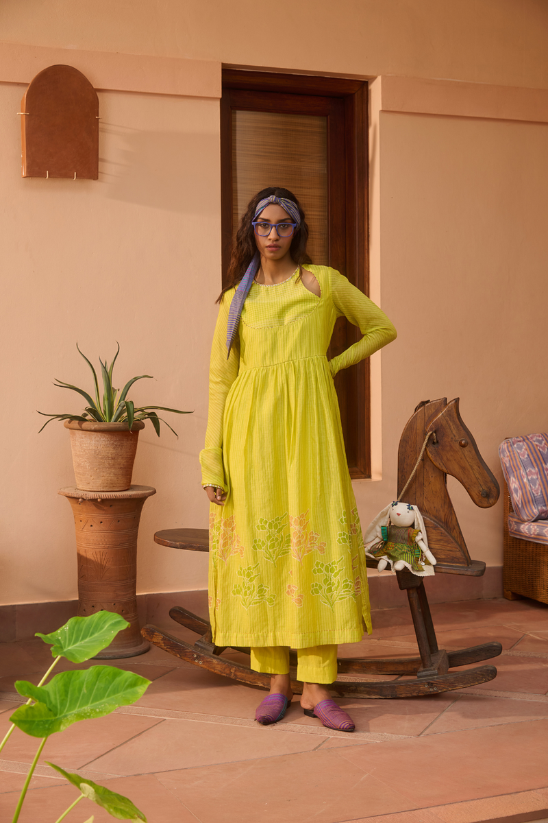 BERY KURTA-YELLOW chanderi by SWATTI KAPOOR in yellow color for women in Singapore