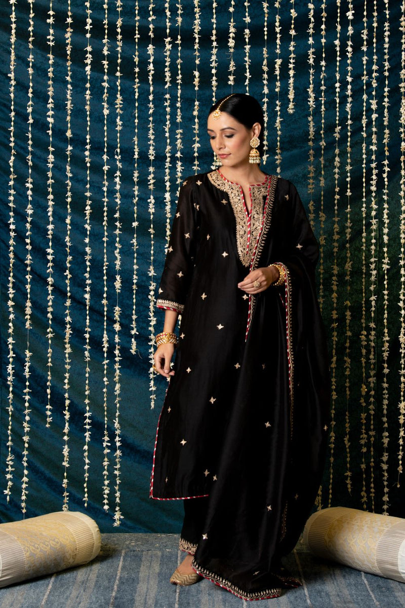 Ragini Kurta Set silk Buy Ragini Kurta Set from C&W | Kurta/Kurta Sets for Women by Maison Shefali for women in Singapore