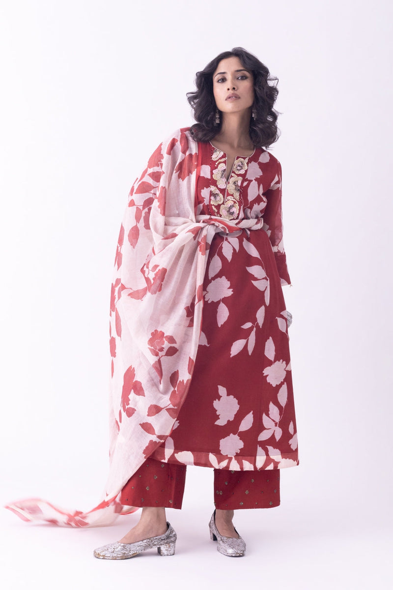 Punar-Dupatta silk cotton dupatta by Shades of India in red for women in Singapore