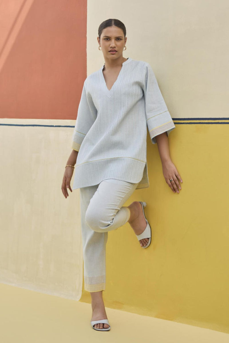 Neri Border Linen Co-ord Set
- Sky linen by Manan in blue color for women in Singapore
