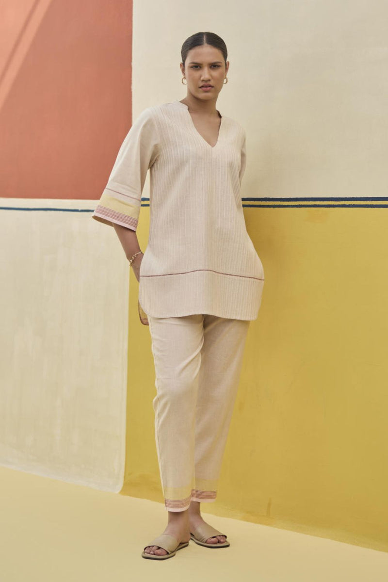 Neri Border Linen Co-ord Set
- Sand linen by Manan in natural color for women in Singapore