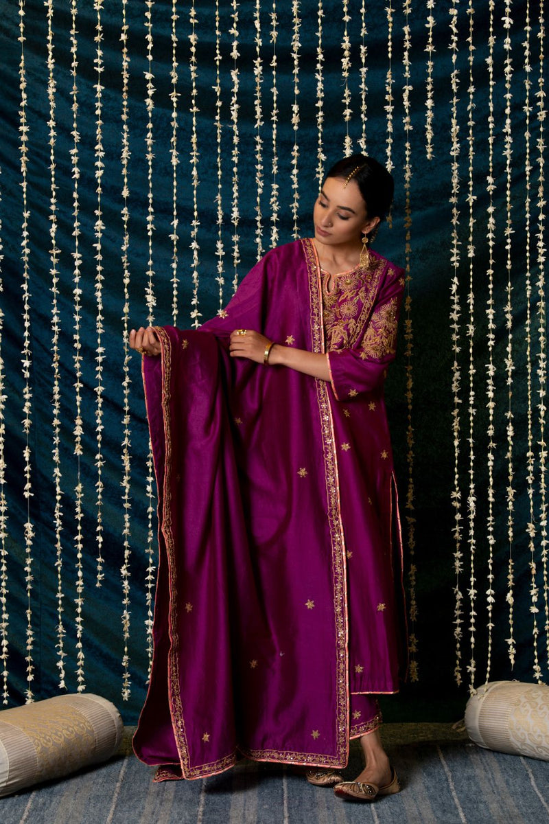 Ratti Kurta Set silk Buy Ratti Kurta Set from C&W | Kurta/Kurta Sets for Women by Maison Shefali for women in Singapore