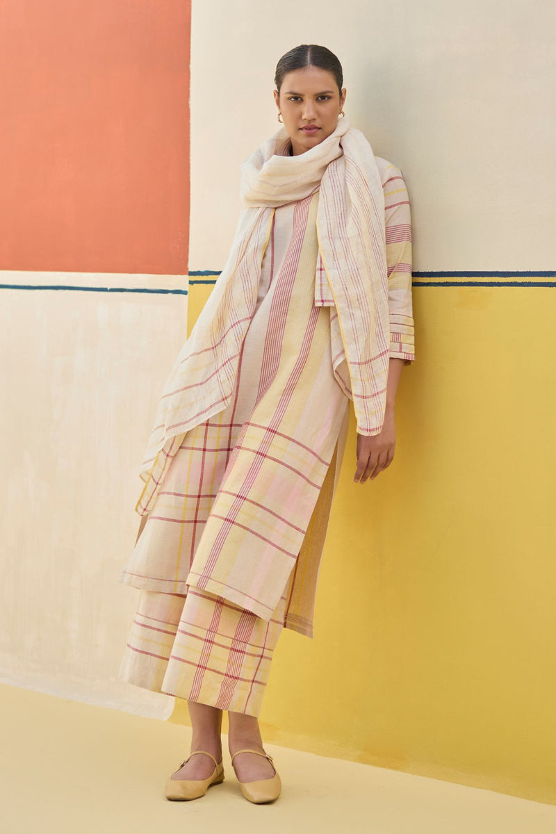 Misa Check Linen Kurta Set
- Sand linen by Manan in natural color for in Singapore